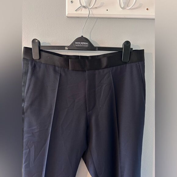 NEW HUGO BOSS SLIM-FIT TUXEDO JACKET AND PANTS IN WOOL SERGE SIZE 38R DARK BLUE - Picture 9 of 14